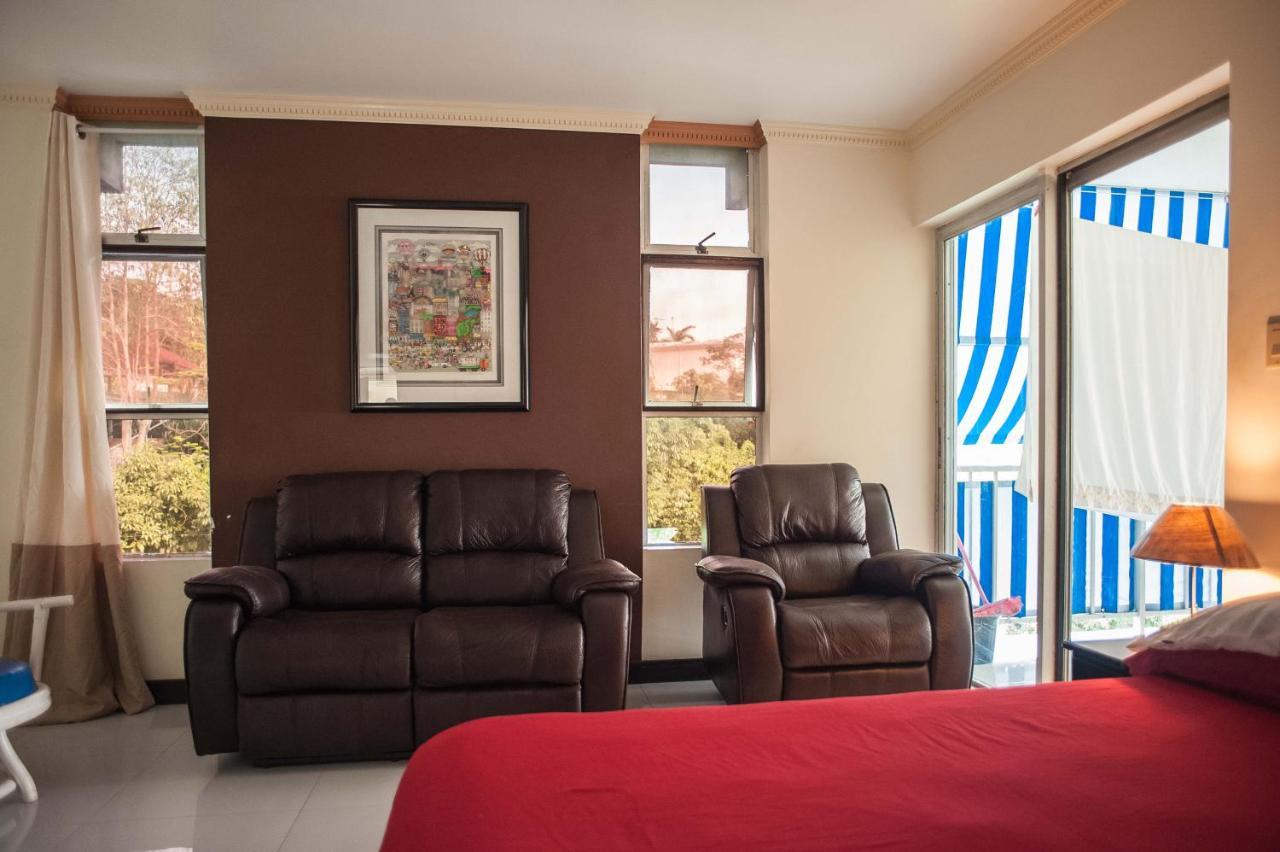 Beach Condos -Montego Bay Club Beach Resort Экстерьер фото