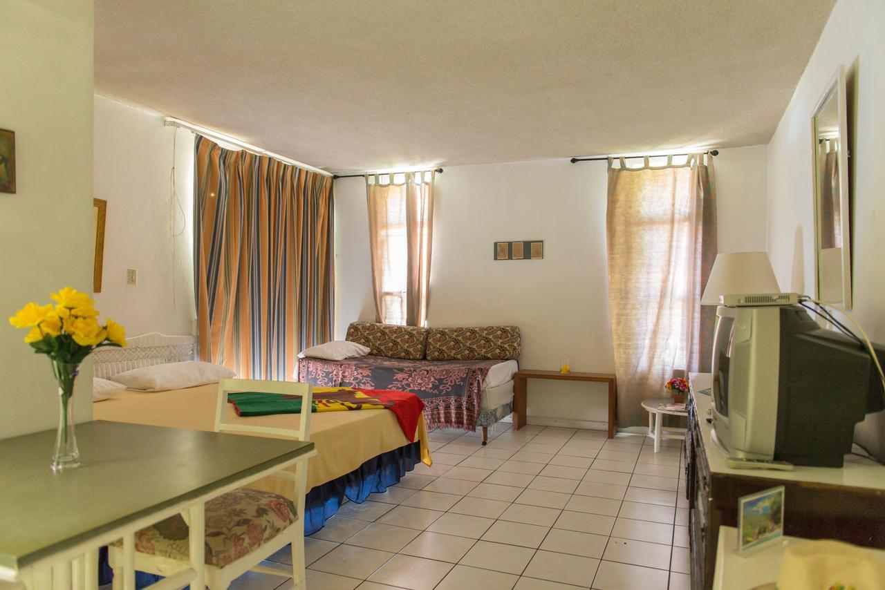 Beach Condos -Montego Bay Club Beach Resort Экстерьер фото