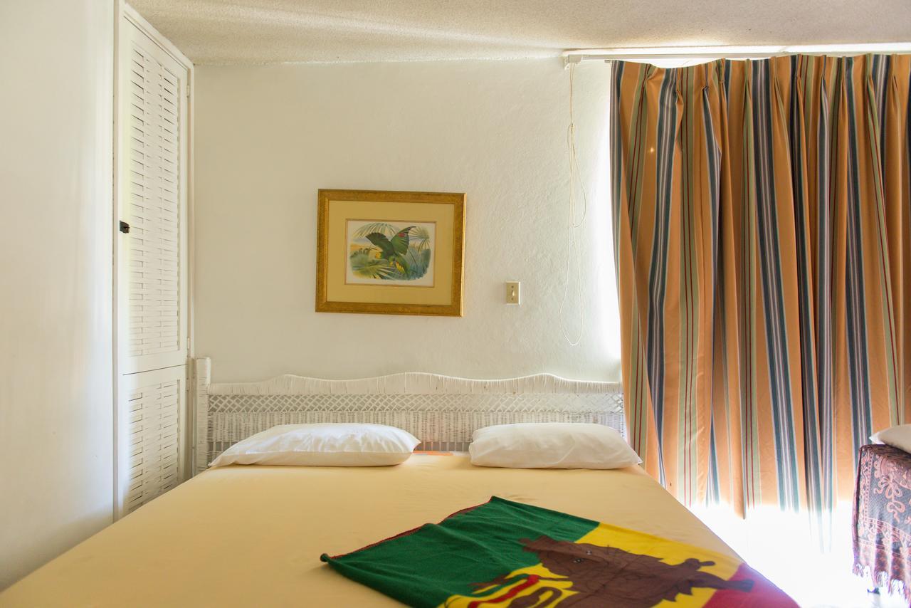 Beach Condos -Montego Bay Club Beach Resort Экстерьер фото