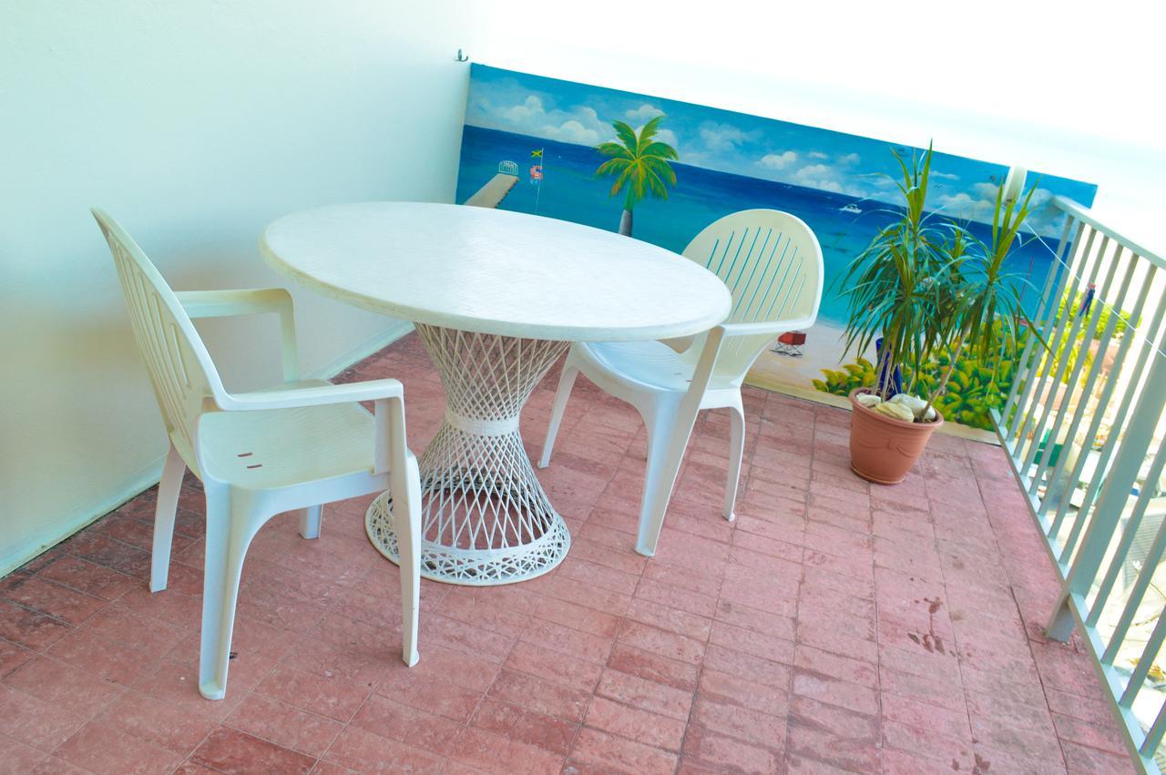 Beach Condos -Montego Bay Club Beach Resort Экстерьер фото
