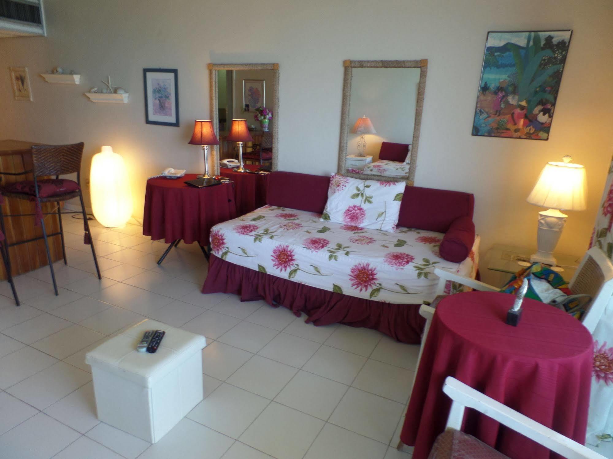 Beach Condos -Montego Bay Club Beach Resort Экстерьер фото